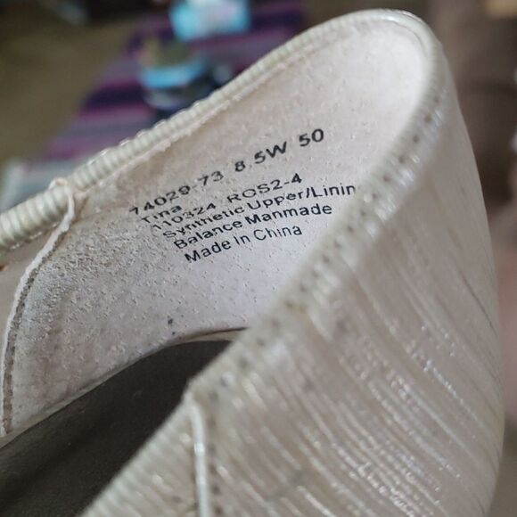 Brand New Ros Hommerson TINA Pumps Sz 8.5W -Taupe - Picture 6 of 6